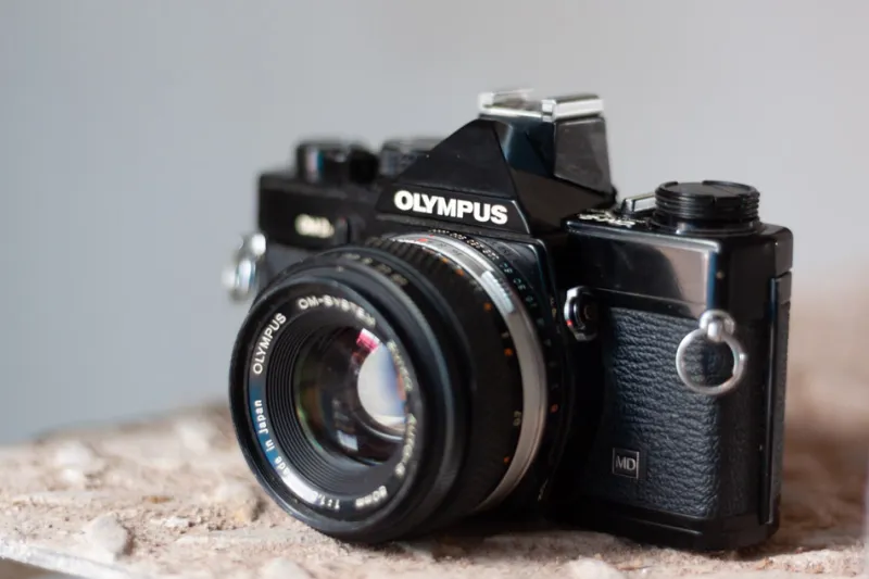 Olympus OM-2n