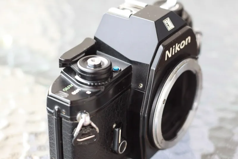 Nikon EM side