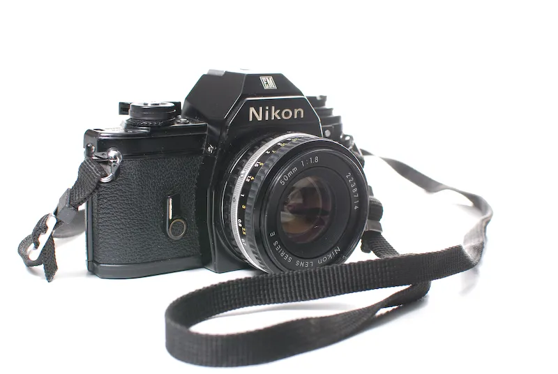 nikon em review
